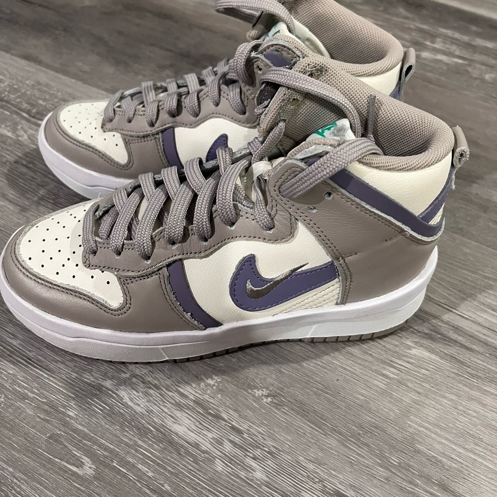 Nike high top sneakers brand new